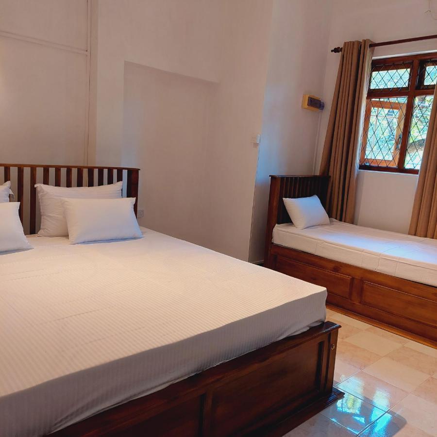 Golden Villa Kandy - "Free Pickup From Kandy " Eksteriør bilde