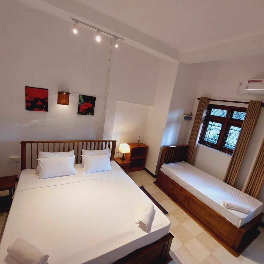 Golden Villa Kandy - "Free Pickup From Kandy " Eksteriør bilde